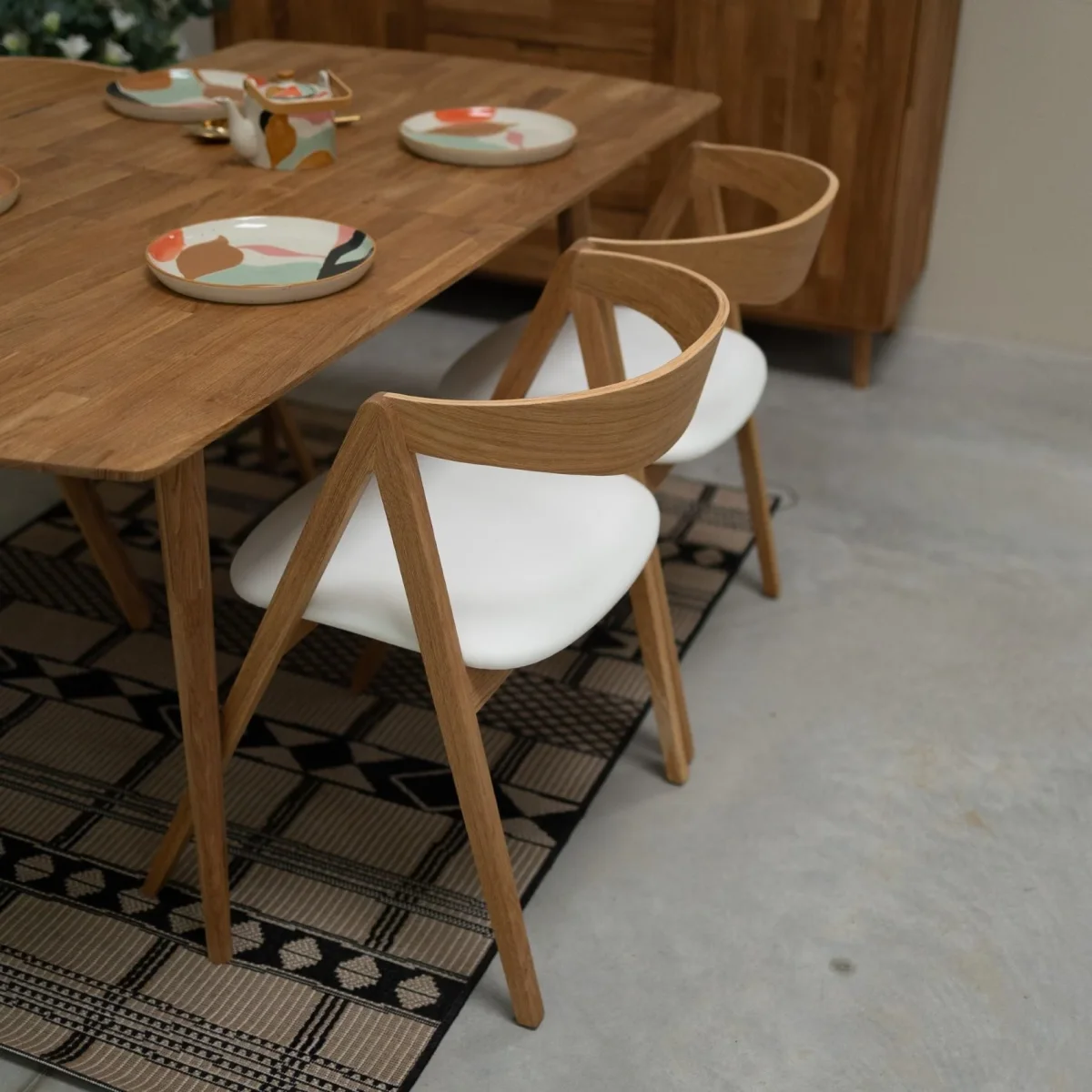 Set van 2 of 4 Oscar-eetkamerstoelen van massief eikenhout, gestoffeerd | NordicStory - Afbeelding 5