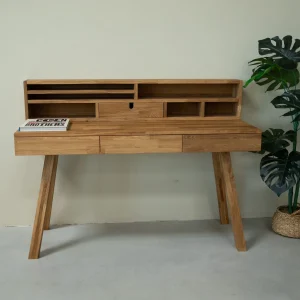 Einstein 2 massief eikenhouten bureau met zwevend boekenrek | NordicStory
