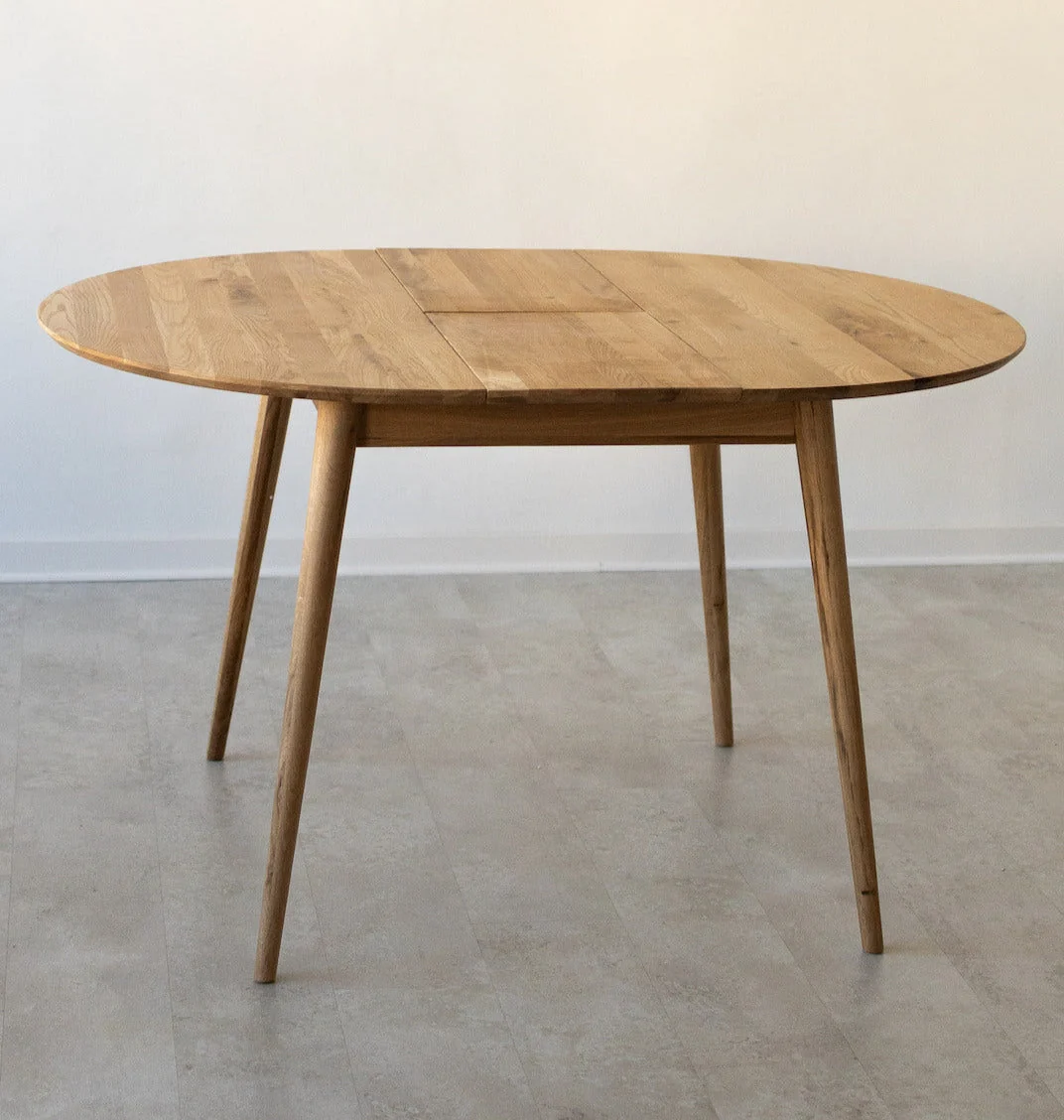 Ronde, uitschuifbare eettafel van massief eikenhout Escandi 3 | NordicStory - Afbeelding 9